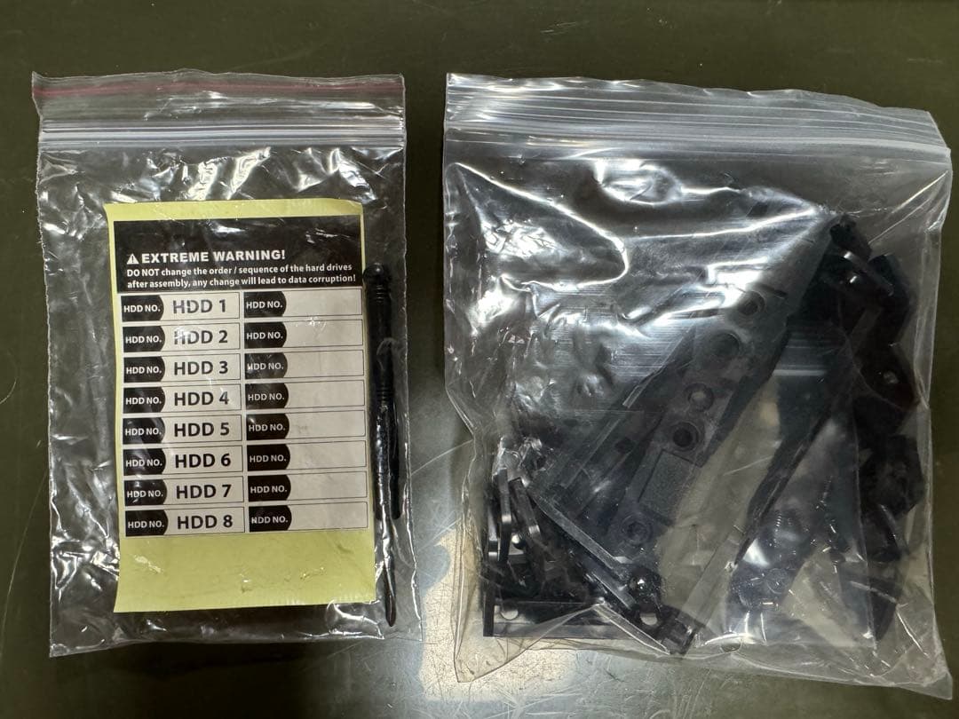 ロジテック ガチャベイ 8BAY 外付型 3.5インチハードディスクケース