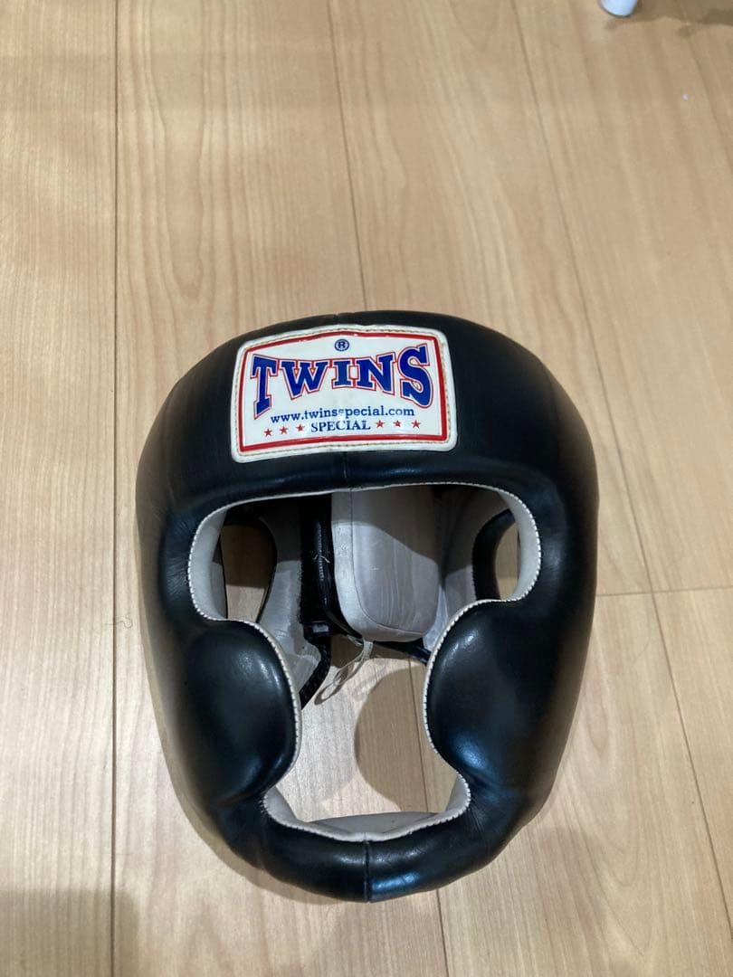 TWINS ヘッドギアMサイズ　グローブ16ozセット イエロー ブラック