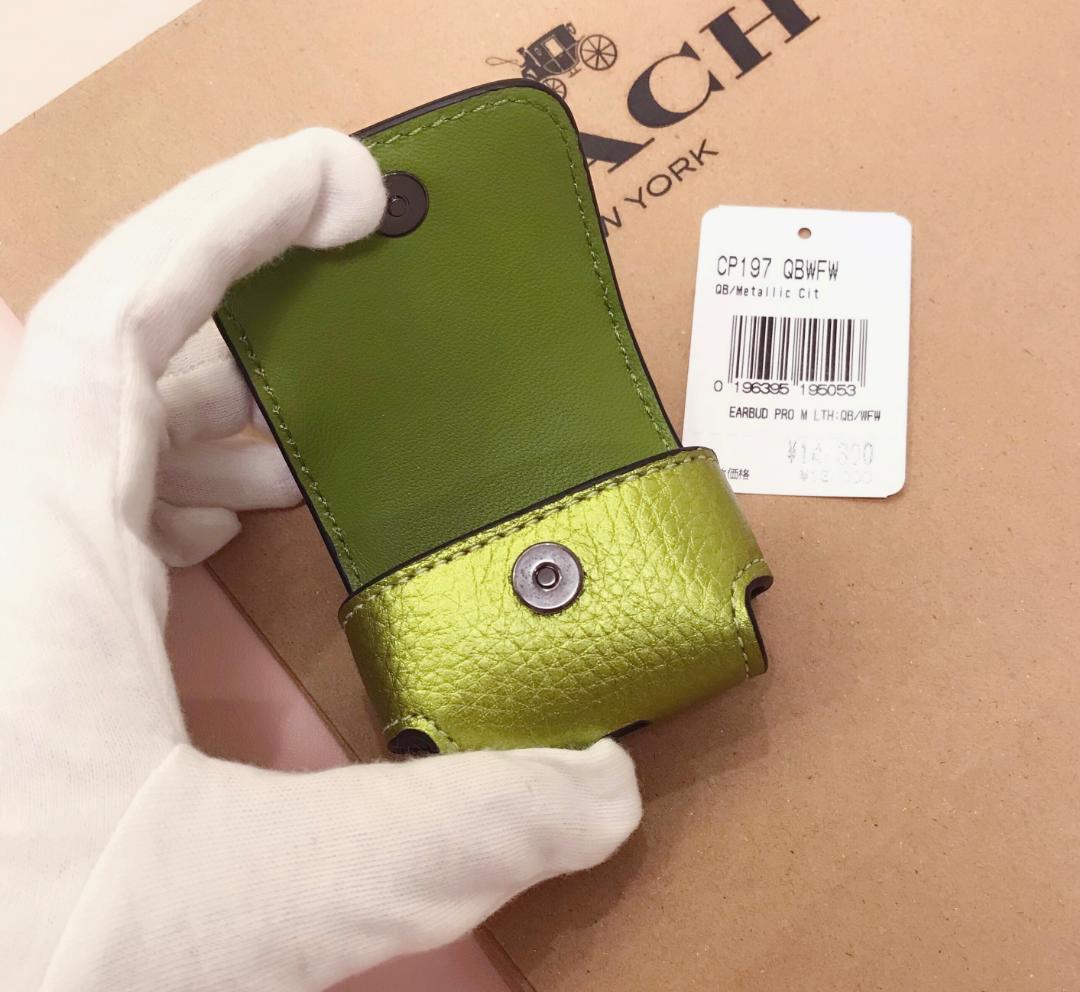 レア色！新品 coach ラージ ワイヤレス イヤーバッド プロ ケース