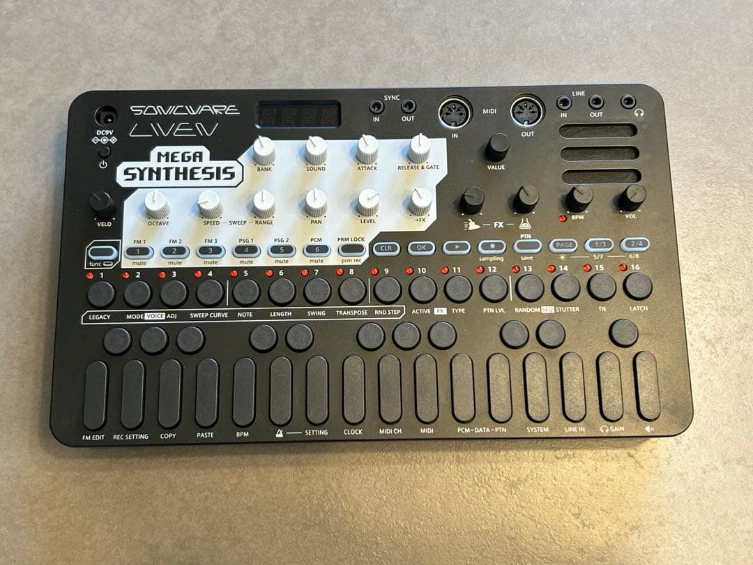 Sonicware Liven メガシンセシス (アダプター付)