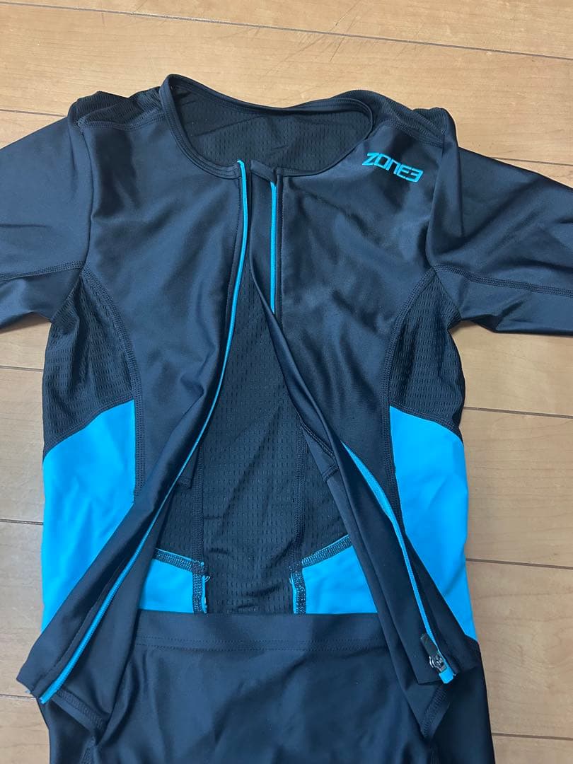 ZONE3 トライアスロンウェア 黒/青