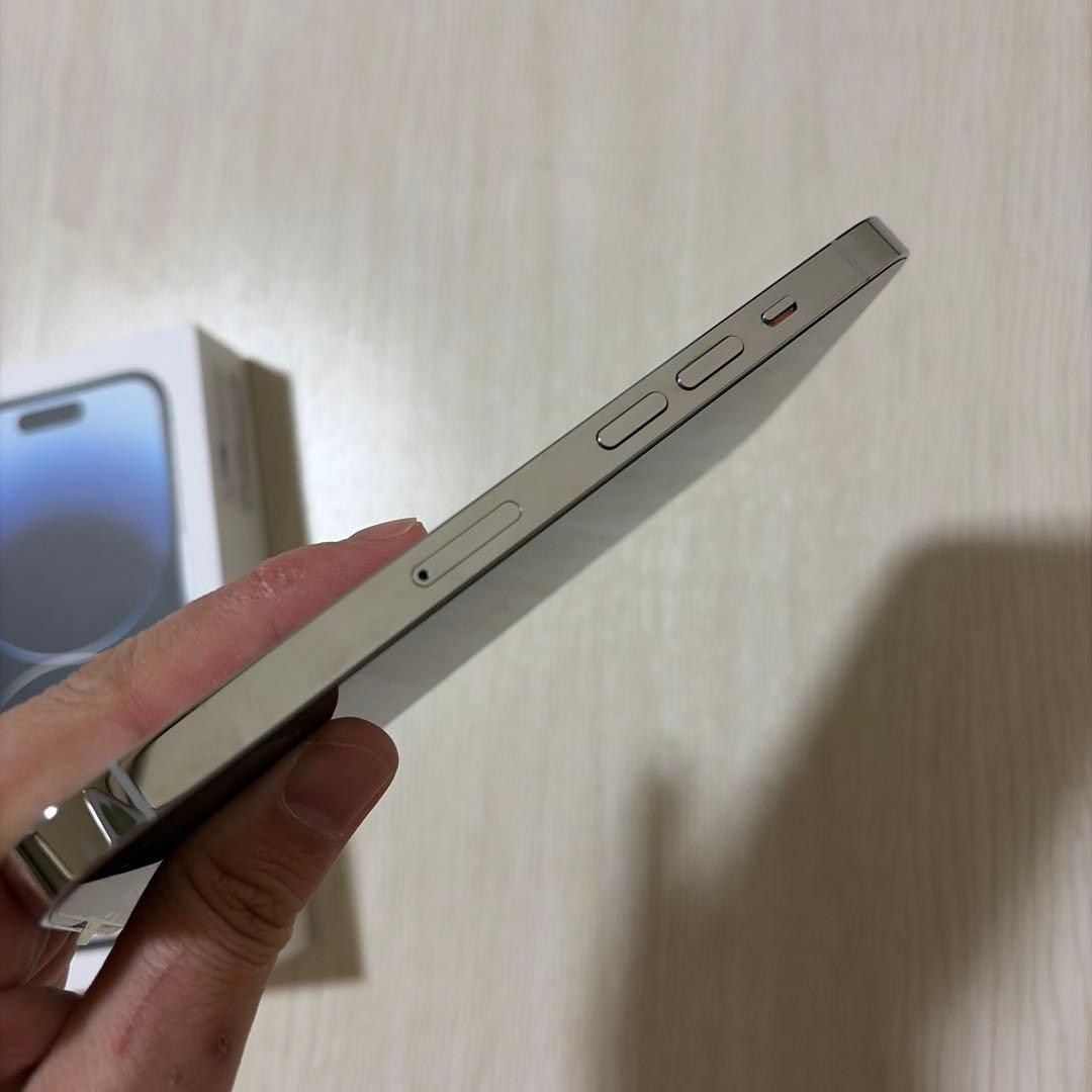 前面新品同様！Apple iPhone 14 Pro シルバー 本体 充電器