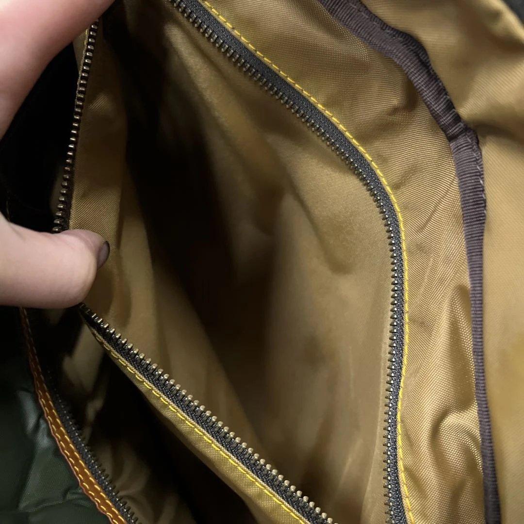 n*r様 66 超美品 ハンティングワールド ショルダーバッグ