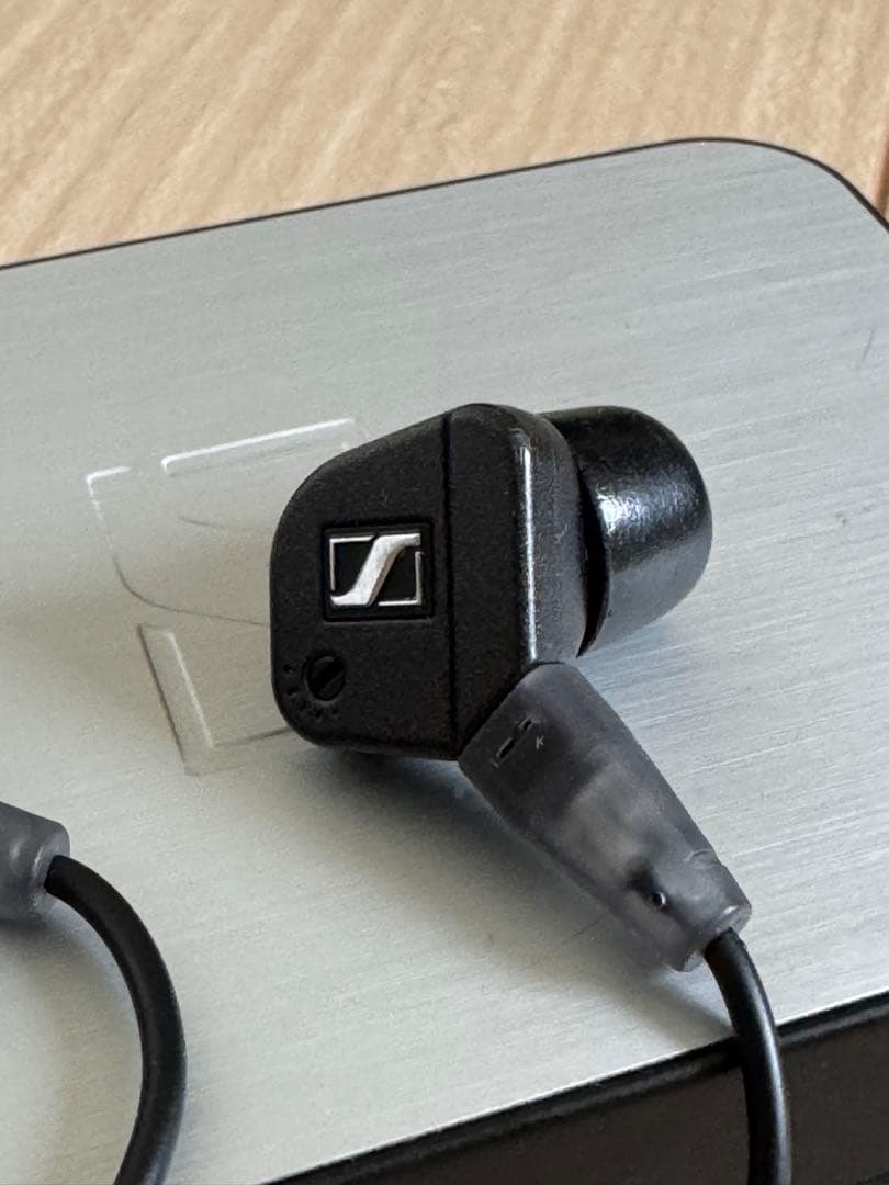 sennheizer IE8 箱あり