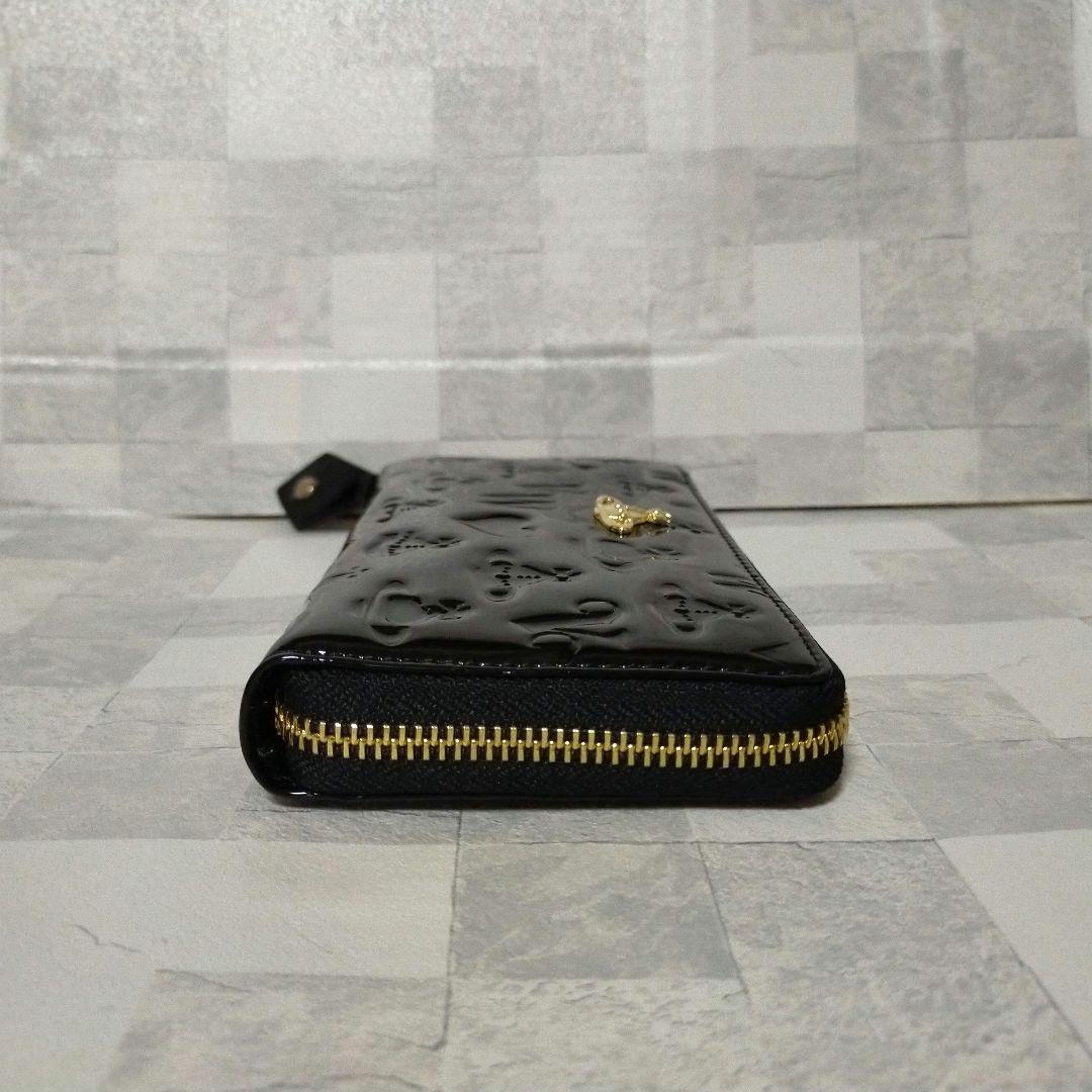 新品未使用 ヴィヴィアンウエストウッド ラウンドファスナー長財布