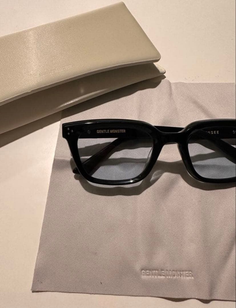 GENTLE MONSTER MUSSE 黒縁メガネ