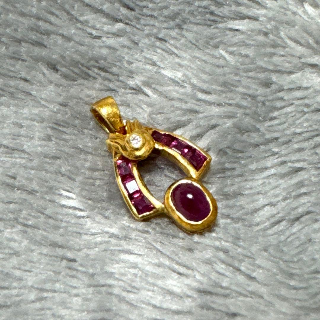 k18ペンダントトップ　K18トップ