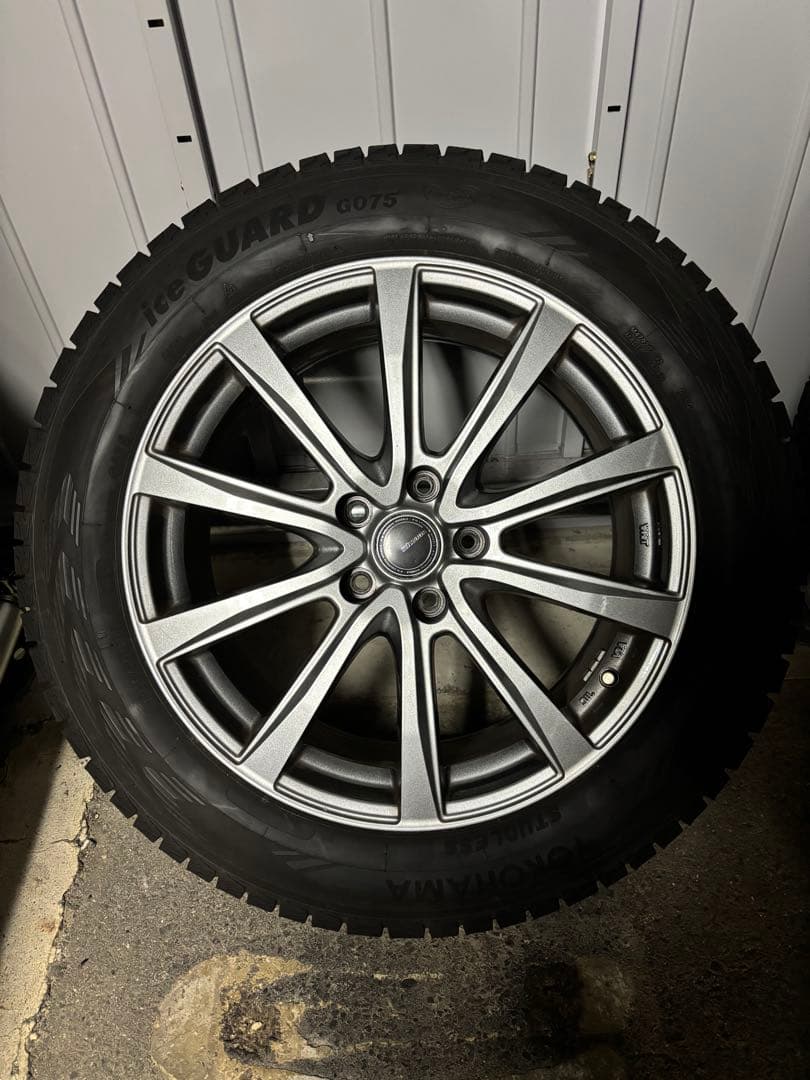 18インチ　スタッドレス　タイヤ　アルミ225/60R18 ハリアー80