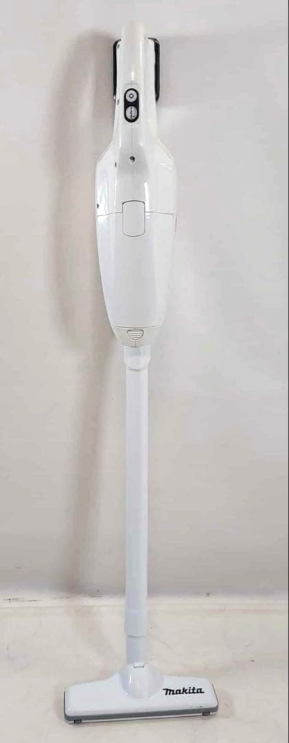 マキタ 充電式クリーナー CL107FD