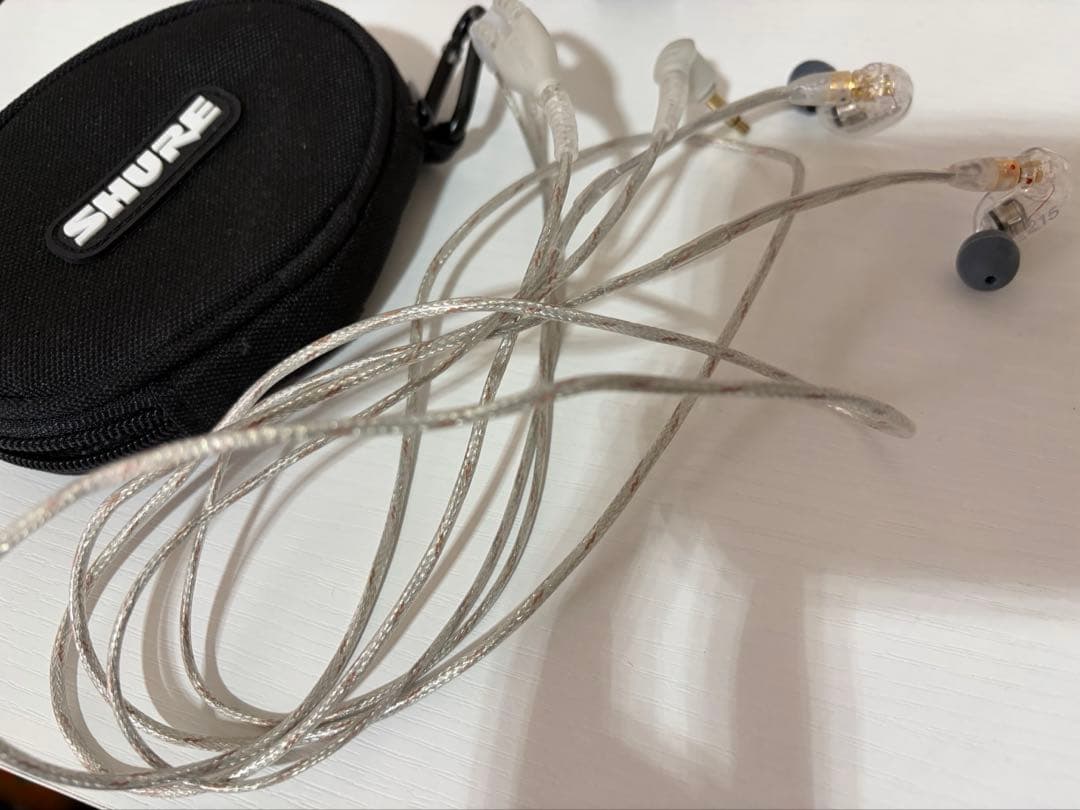 SHURE シュア イヤホン : 有線 クリア