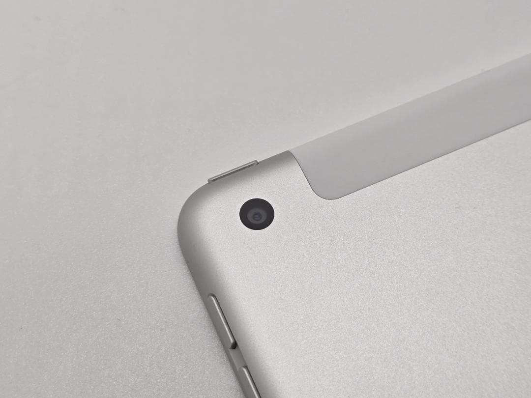 【第9世代】iPad2021 Wi-Fi+Cellular 64GB シルバー