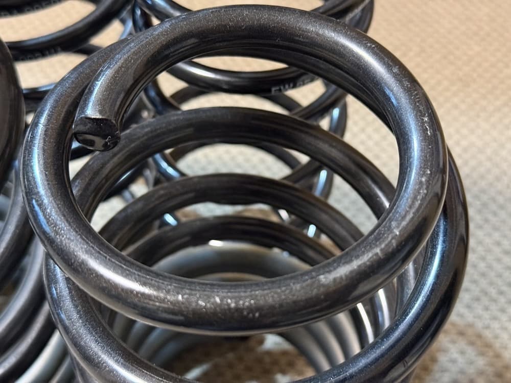 アイバッハのVWゴルフ２用ダウンサススプリングPRO-KIT美品