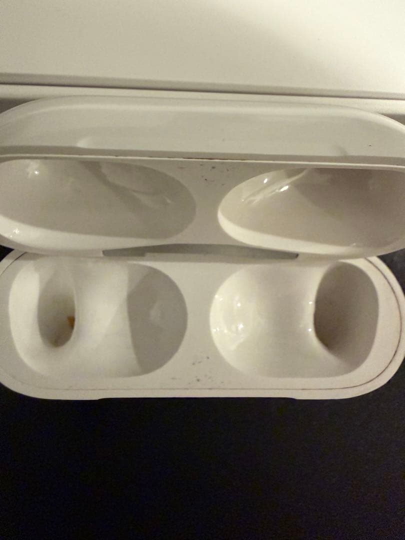 AirPods Pro 第二世代　Apple ワイヤレス　イヤホン