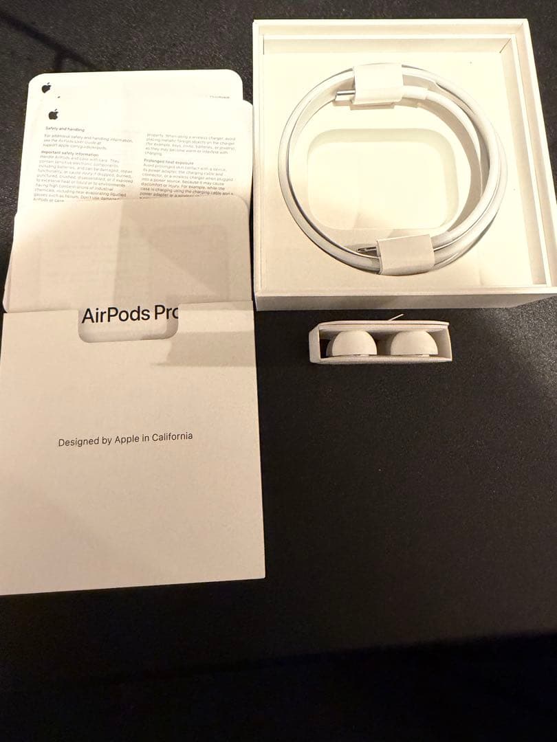 AirPods Pro 第二世代　Apple ワイヤレス　イヤホン