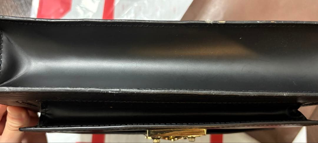 ルイヴィトン LOUIS VUITTON エピ モンソー バッグ