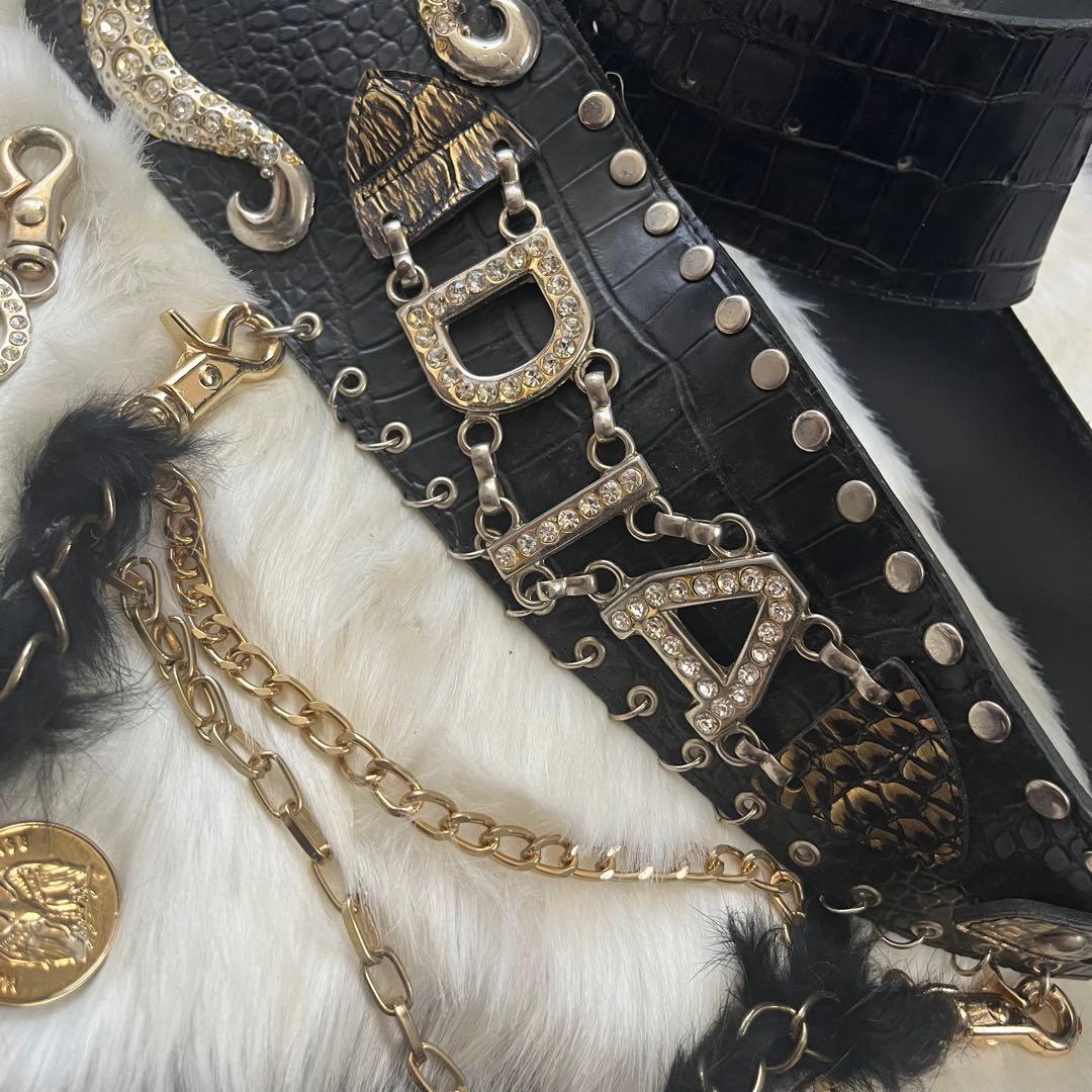 【オマケ付き】 激レア‼︎d.i.a.ロゴ入りベルト チェーン3本セット