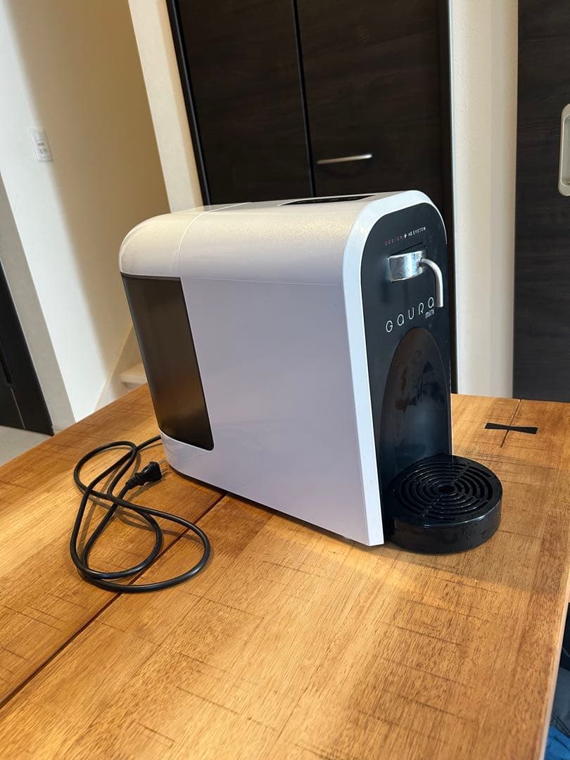 GOURA mini ホワイト/ブラック