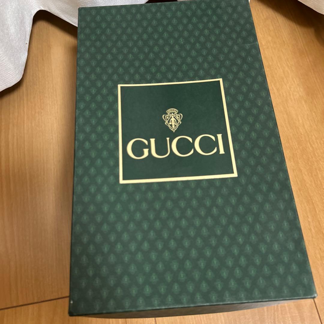 A*y様 t*a様 GUCCI ブラウン スエード ローファー