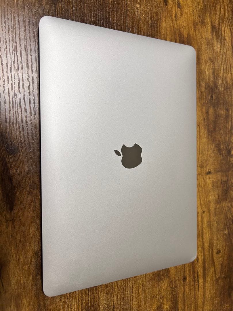 Apple MacBook Air M1チップ256GB 8GB シルバー