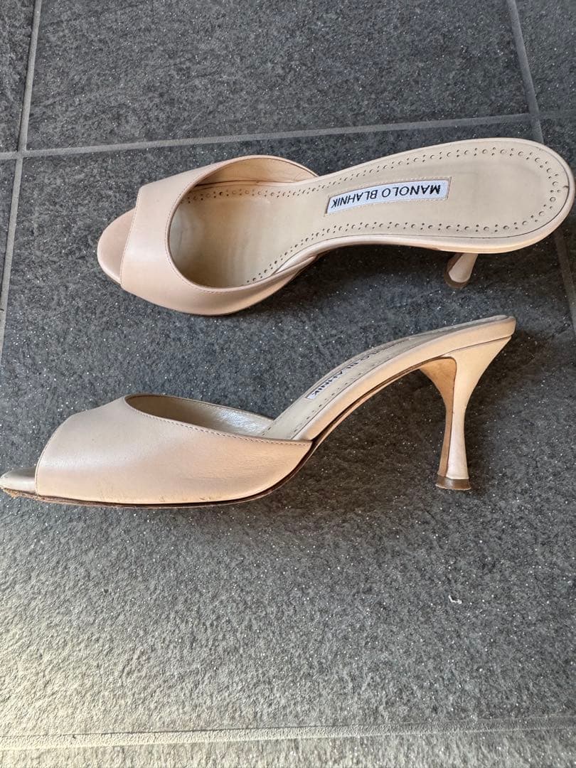マノロブラニク MANOLO BLAHNIK 36.5 ミュール　サンダル　美脚