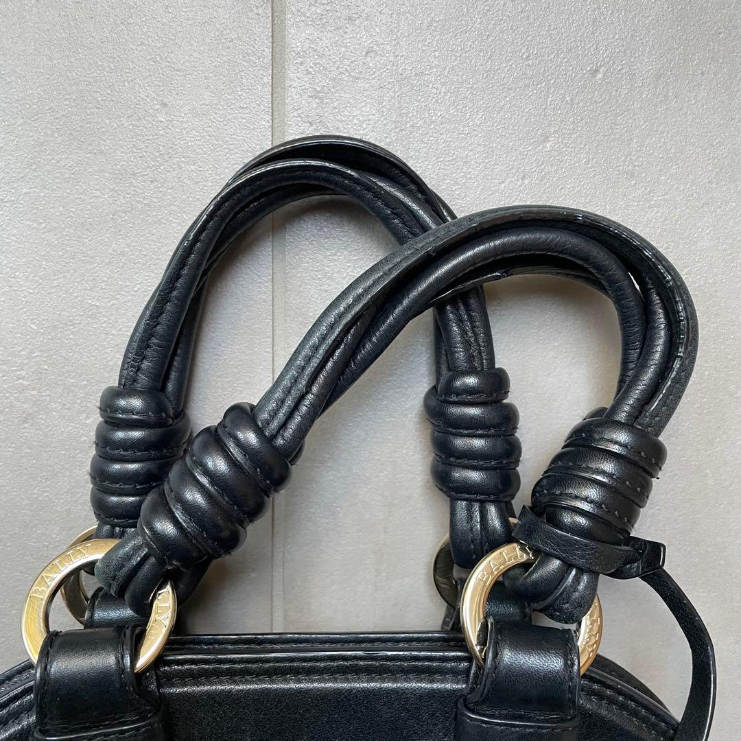 美品BALLY バリー シボ革 レザーブラック 黒 本　革BAG バッグ