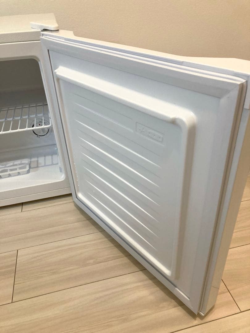 アイリスオーヤマ　冷凍庫PF-A31FD 白