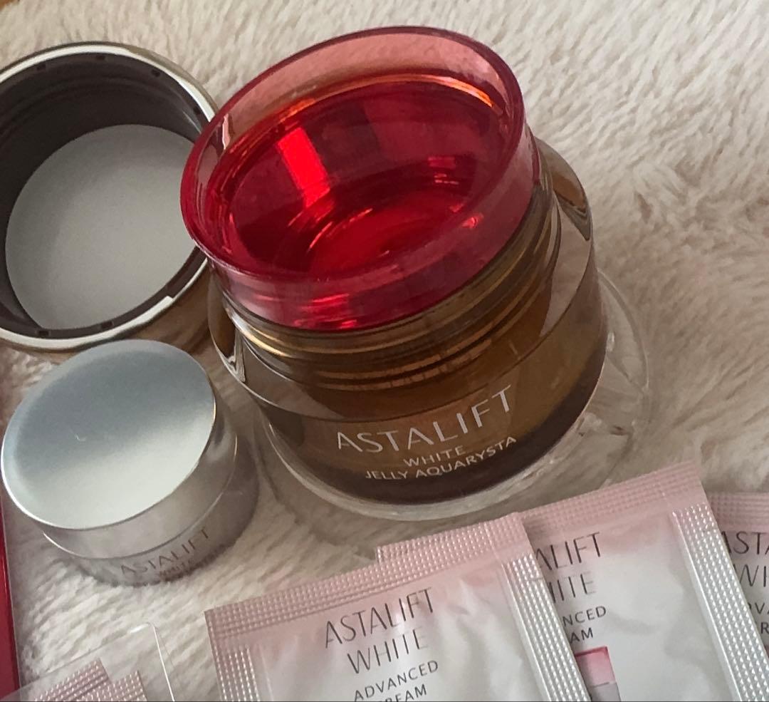 アスタリフト　ホワイト ジェリー アクアリスタ