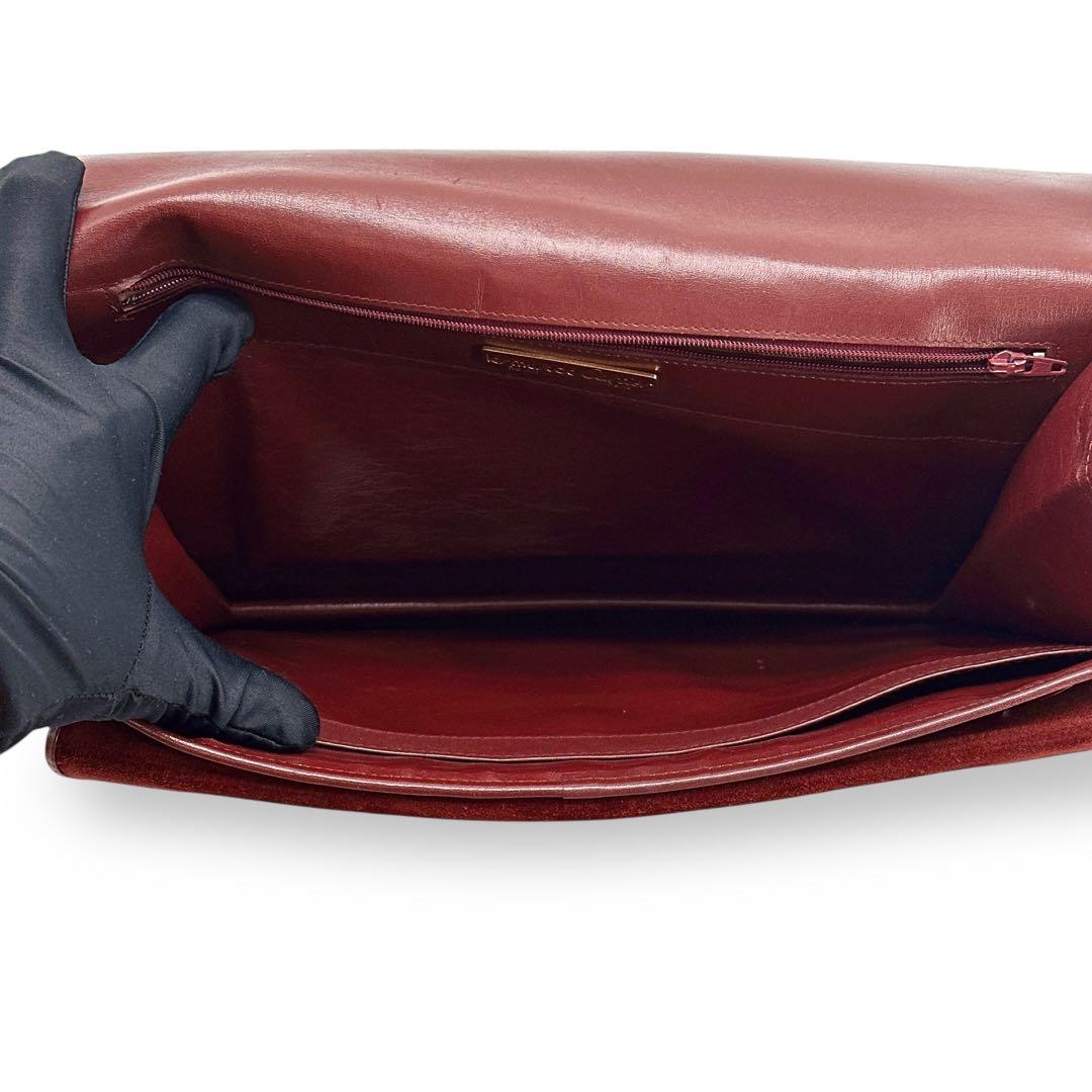 美品 カルティエ クラッチバッグ マストライン スエード 高級感 赤