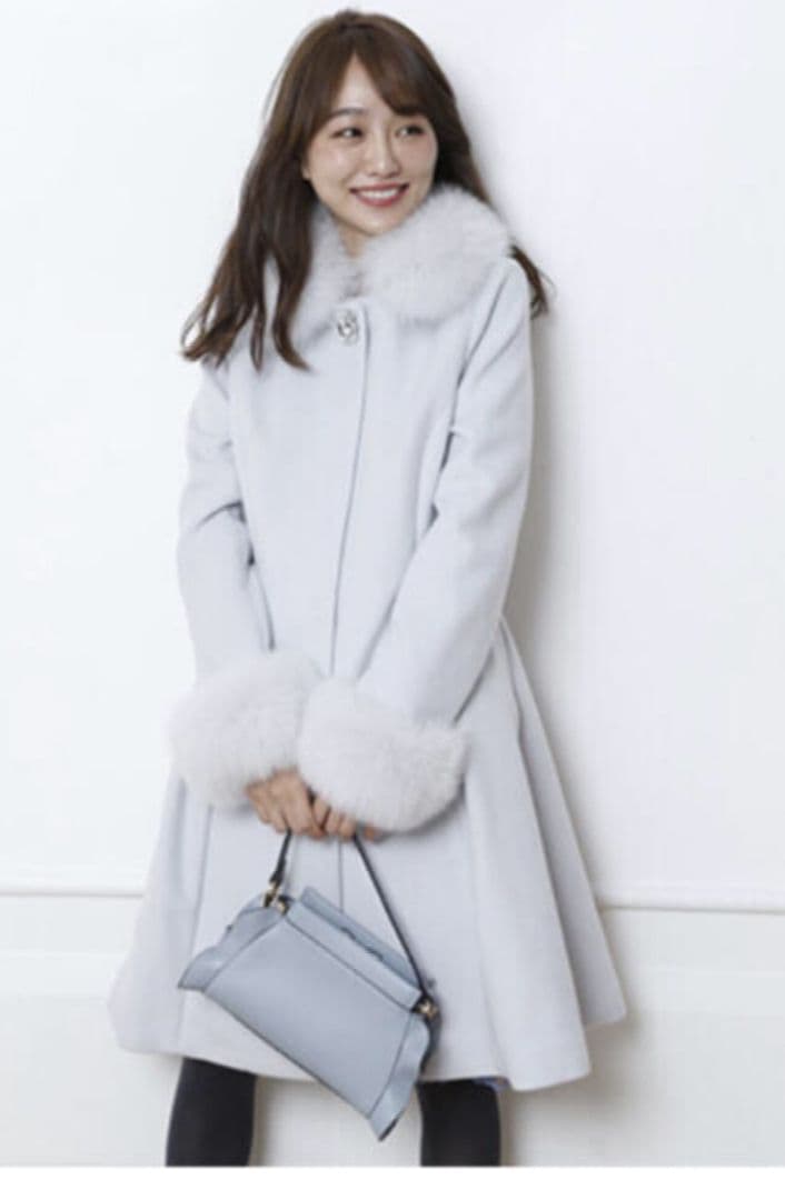 アプワイザーリッシェ　コート　ライトグレー　フードファー付5wayコート