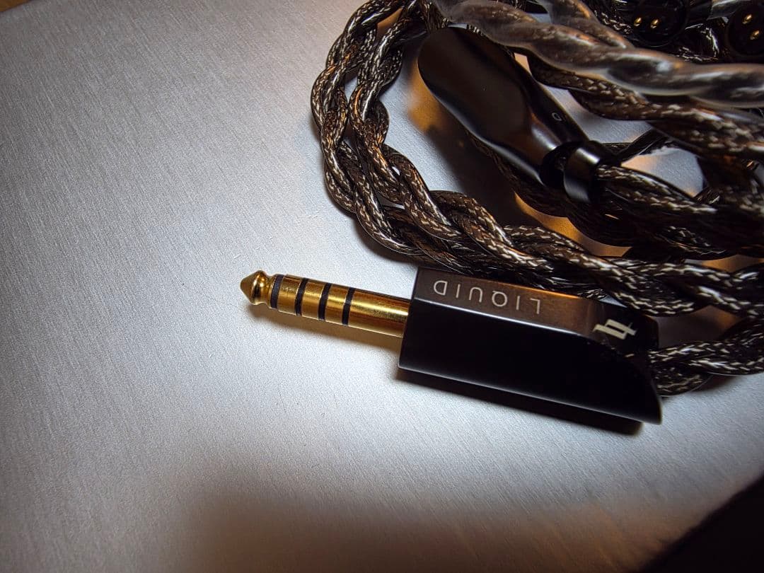 Melodic Artification Eclipse リケーブル可能イヤホン