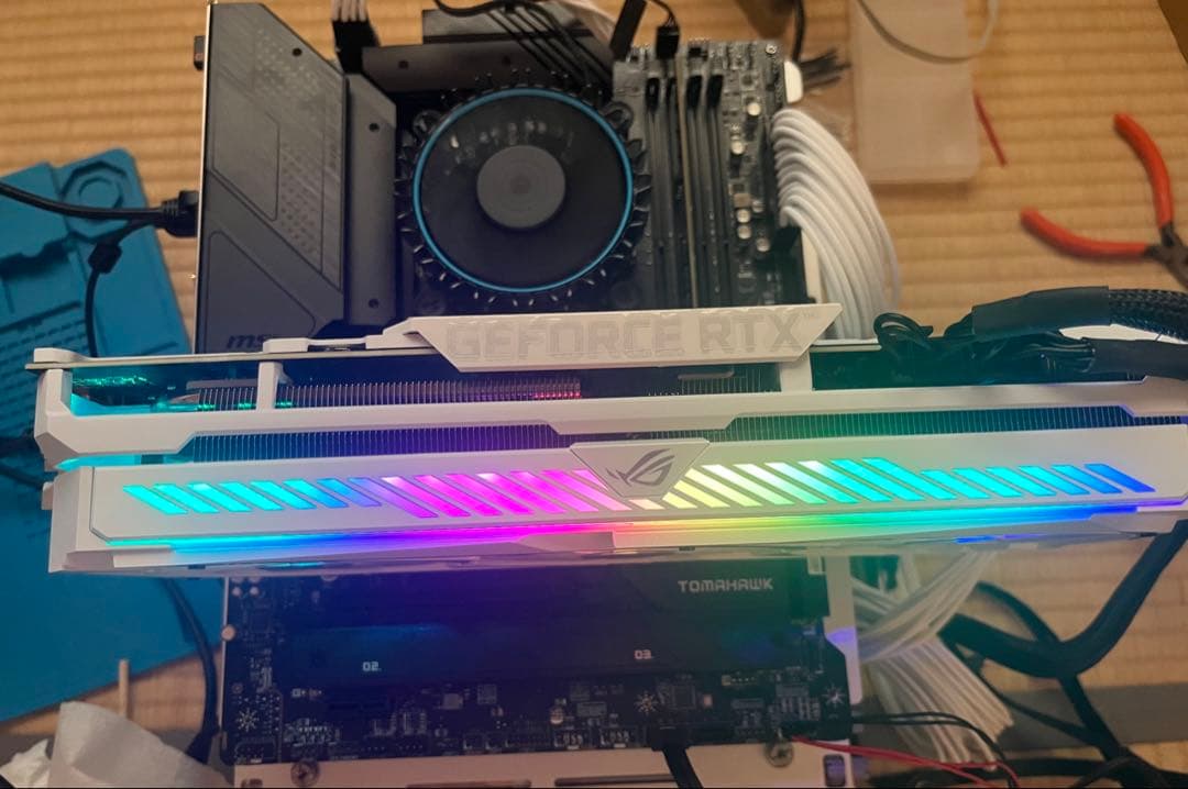 【週末割引】ROG STRIX RTX3070 WHITE V2 LHR美品