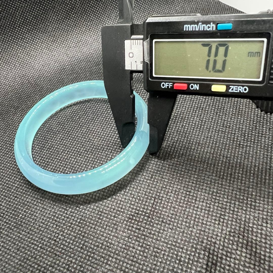 天然ミャンマー産Aランク翡翠スカイブルー模様がきらめくバンクルAB1079