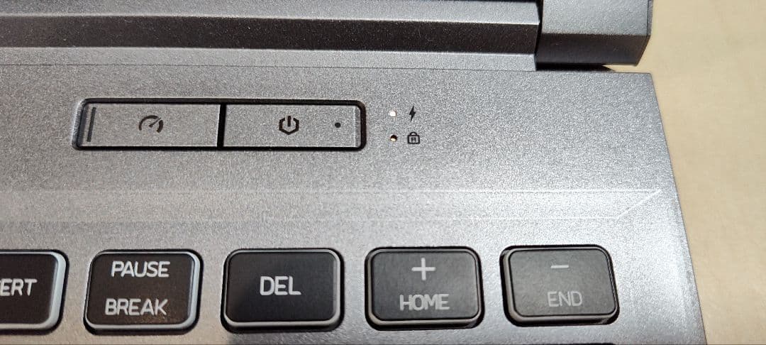 ゲーミングノート　galleria i7 13700h rtx4050 ジャンク