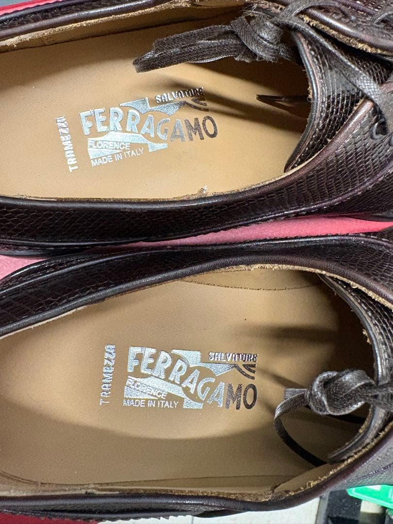 Ferragamo ダークブラウン ドレスシューズ