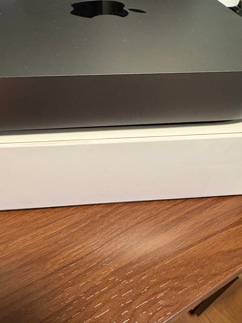 Mac Mini（2018）3.0Ghz 6コア i5 / 8GB /256GB
