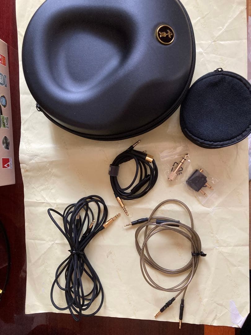 ヘッドホン MEZE Audio 99Classics