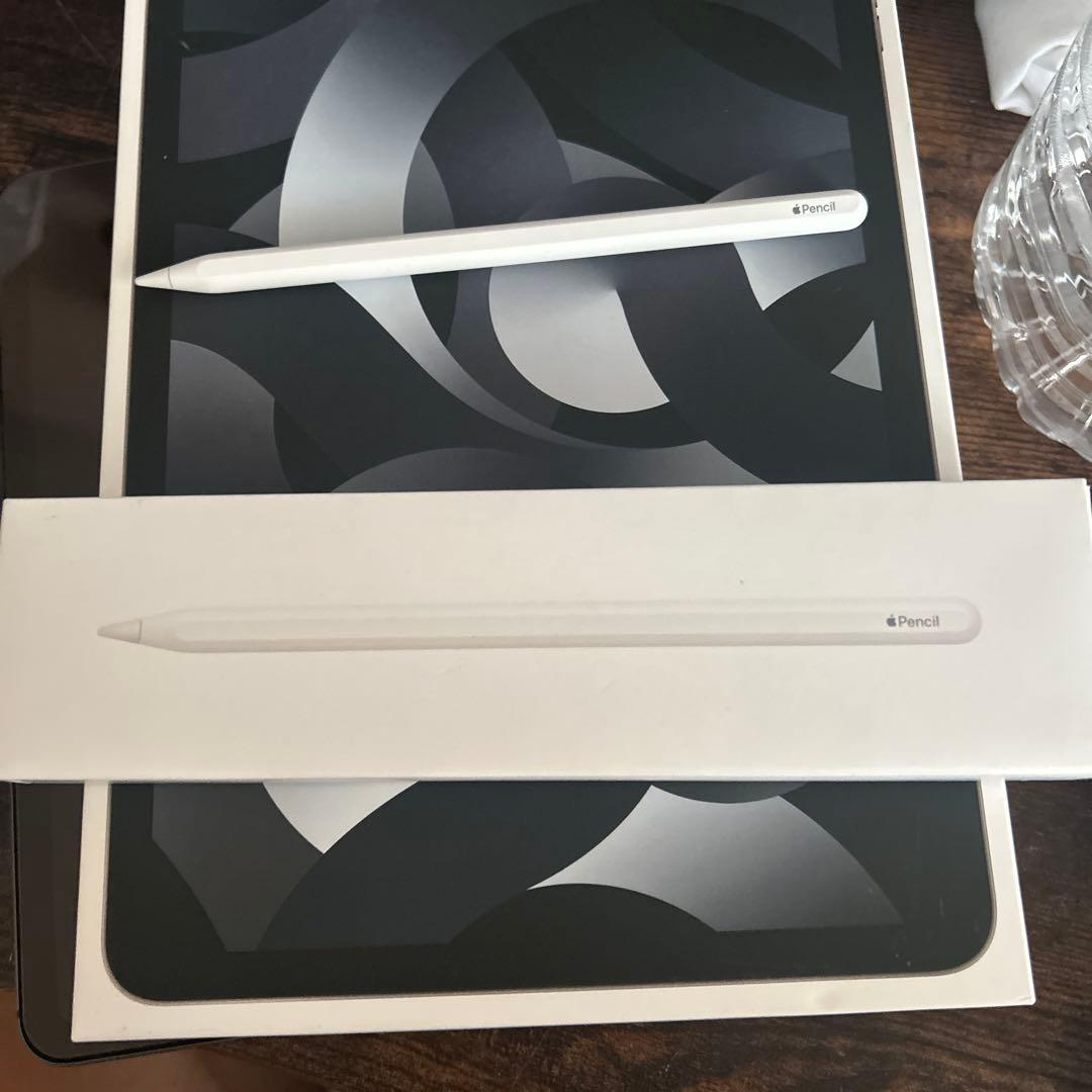 iPad Air第5世代　256GB Wi-Fi+cellularモデル