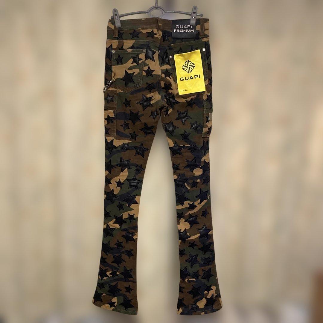 り*。様 GUAPI 迷彩柄ブーツカットデニム 30