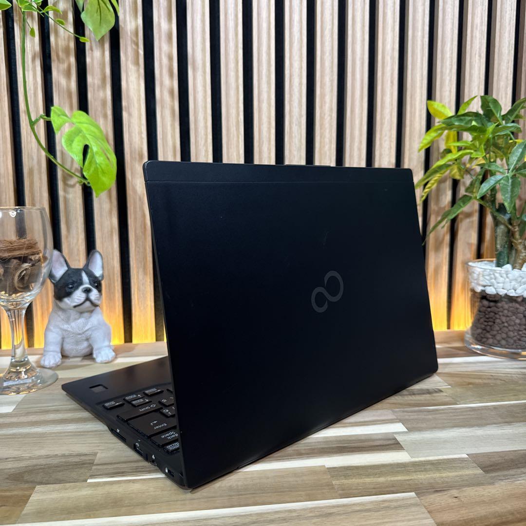 準美品‼️LIFEBOOK☘️第10世代☘13.3インチ☘️FHD☘軽量ノートパソコン