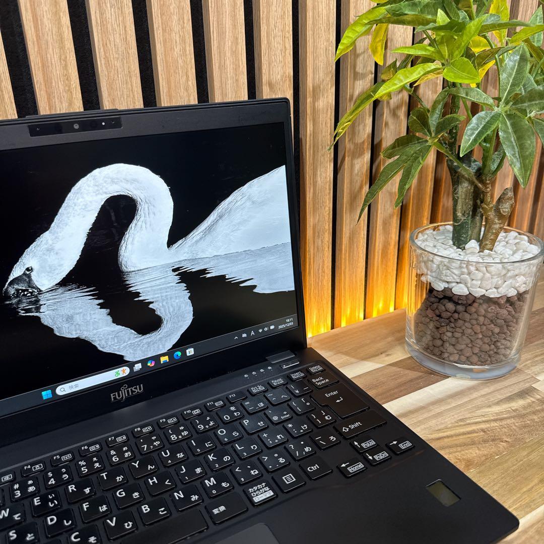 準美品‼️LIFEBOOK☘️第10世代☘13.3インチ☘️FHD☘軽量ノートパソコン