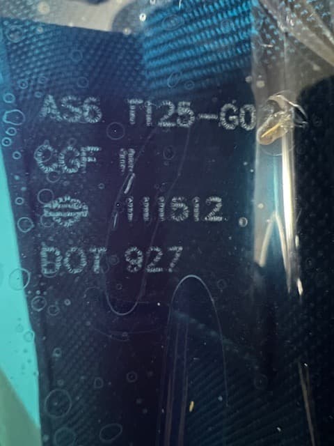 ハーレーダビッドソン純正　スポーツスターXL1200X専用　ウインドシールド