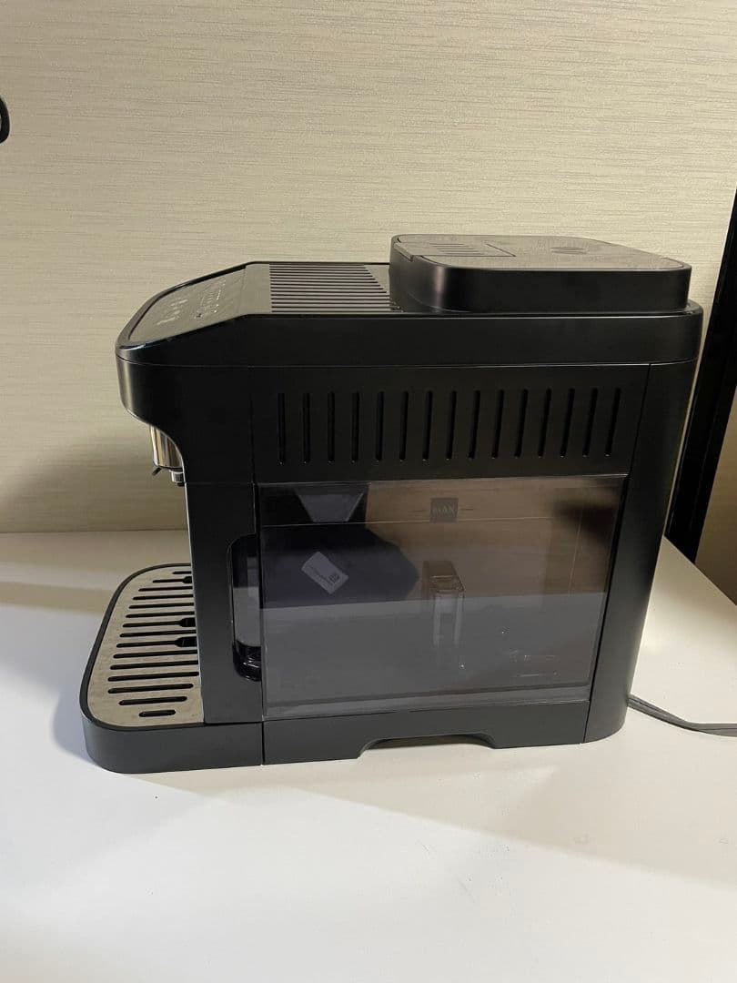 デロンギ　全自動コーヒーマシン　 マグニフィカ　イーヴォ　ECAM29064B