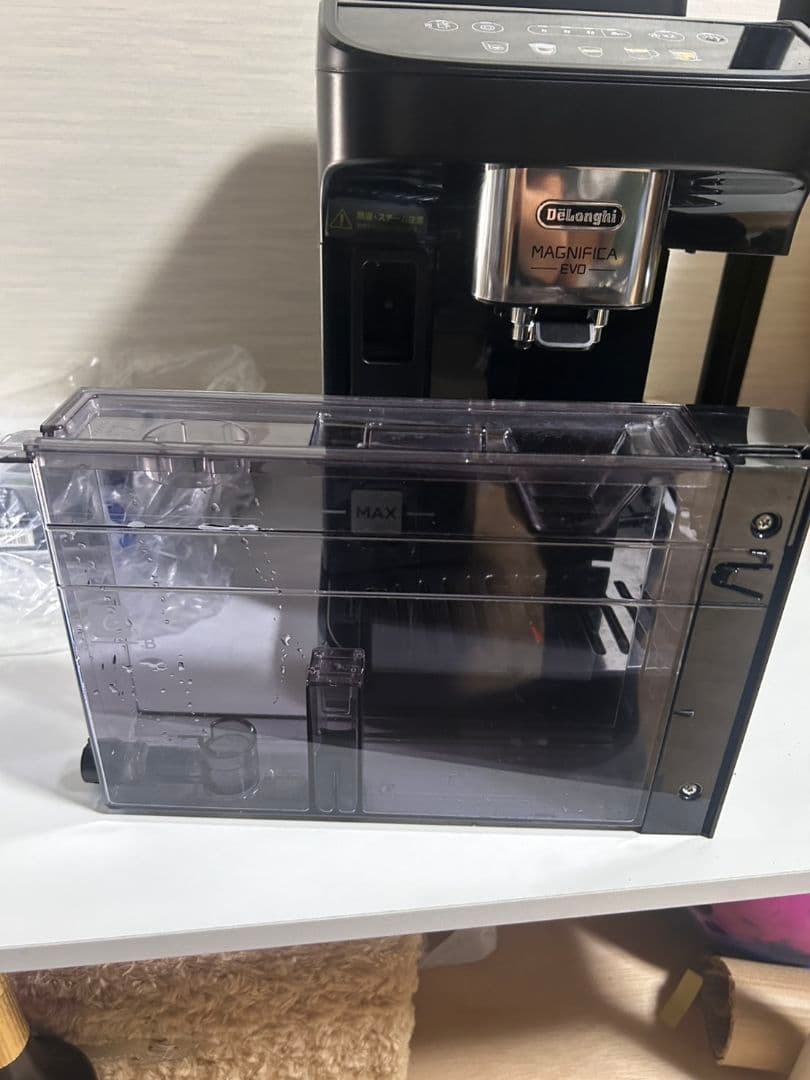 デロンギ　全自動コーヒーマシン　 マグニフィカ　イーヴォ　ECAM29064B