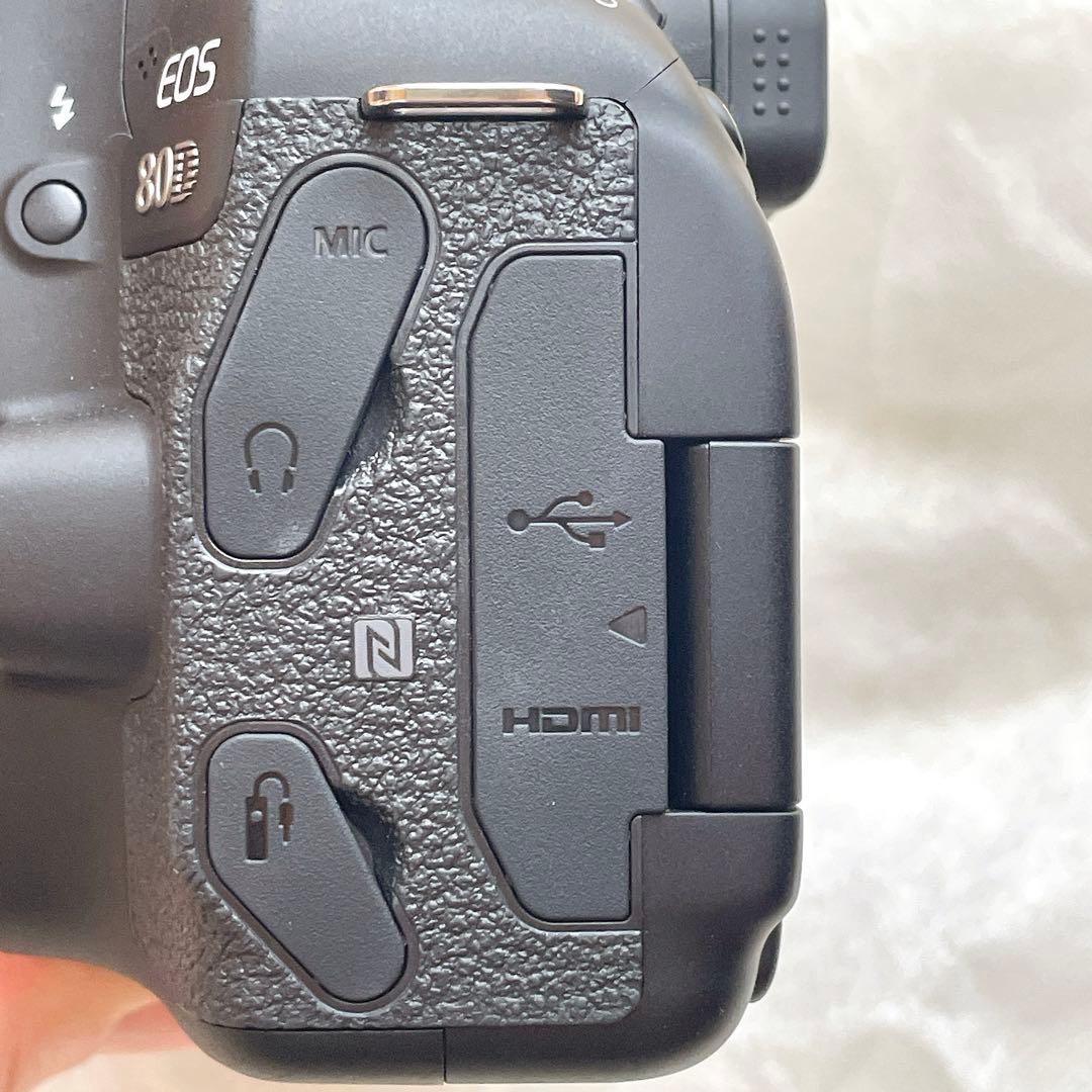 美品 Canon デジタル一眼 EOS 80D ボディ 付属品