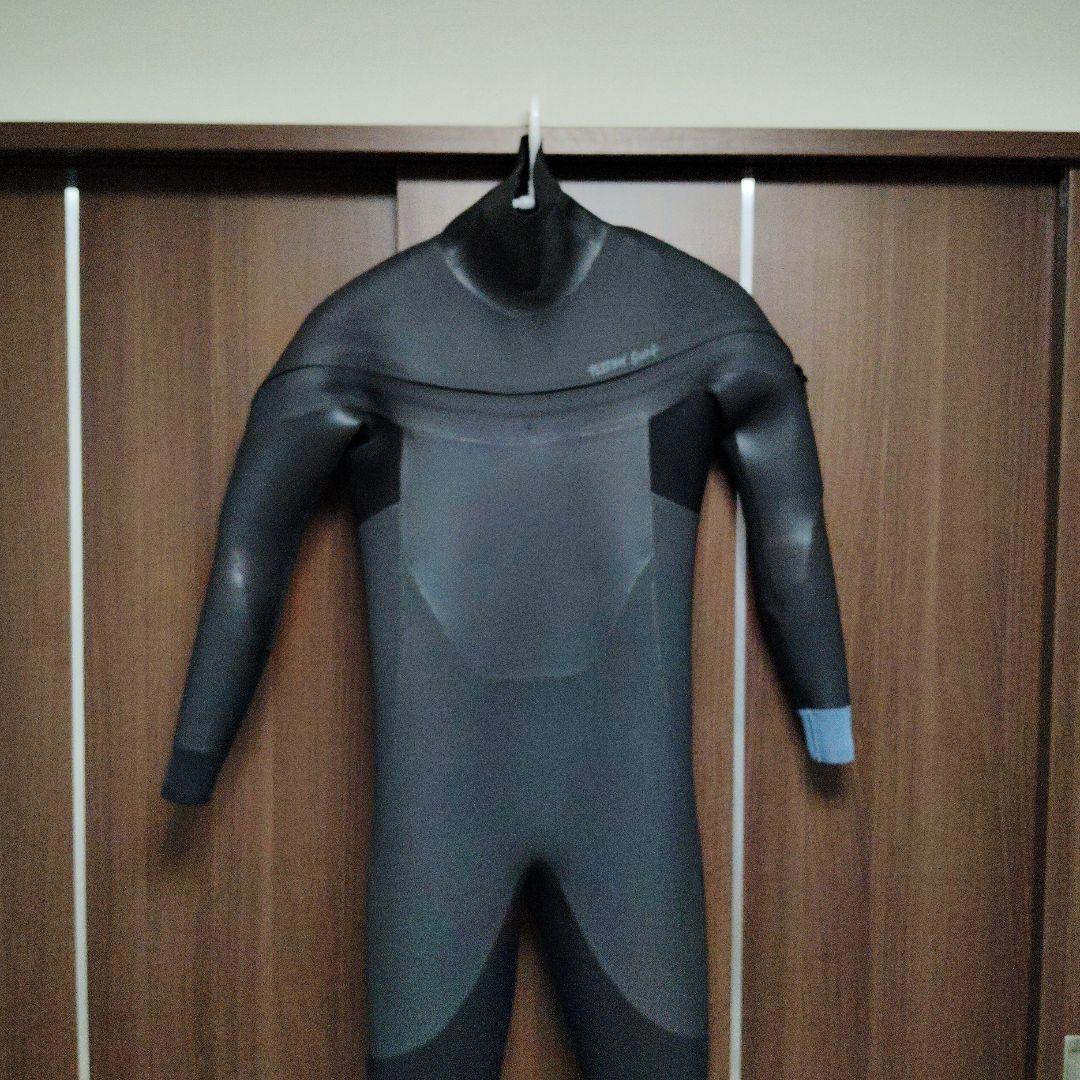 fellow　セミドライ　ウエットスーツ