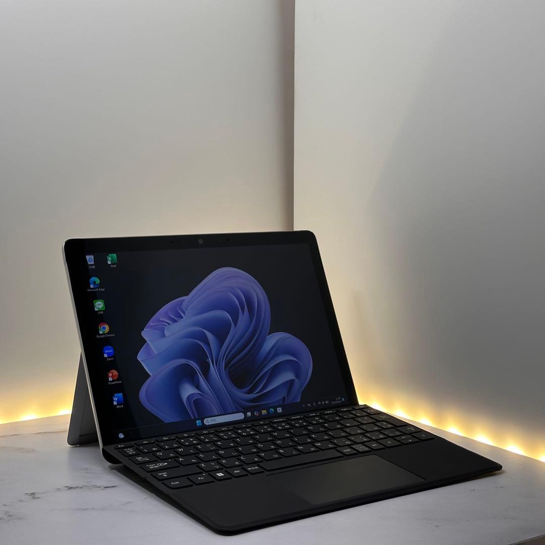 【準新品】Surface Go3 P-6500Y/4GB/64GB