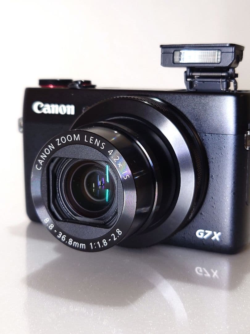 Canon PowerShot G7X 本体と付属品