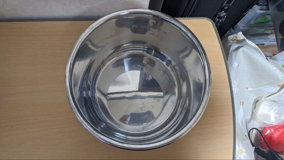 Instant Pot 9 in 1 プログラム機能付きマルチ電気圧力鍋