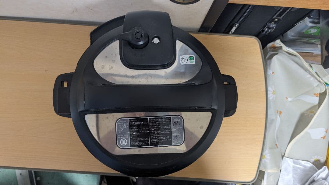 Instant Pot 9 in 1 プログラム機能付きマルチ電気圧力鍋