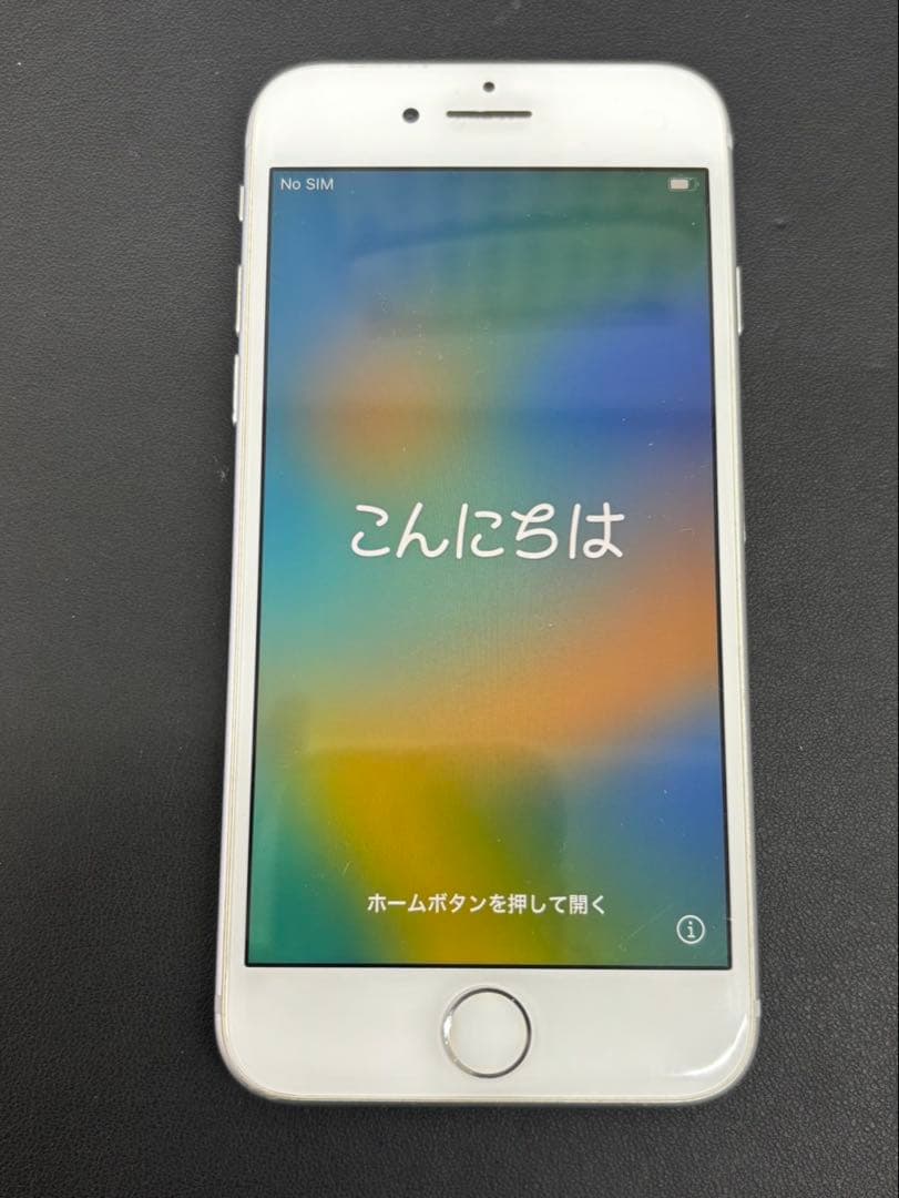 iPhone8 64GB Apple SIMロック解除済 SIMフリー シルバー